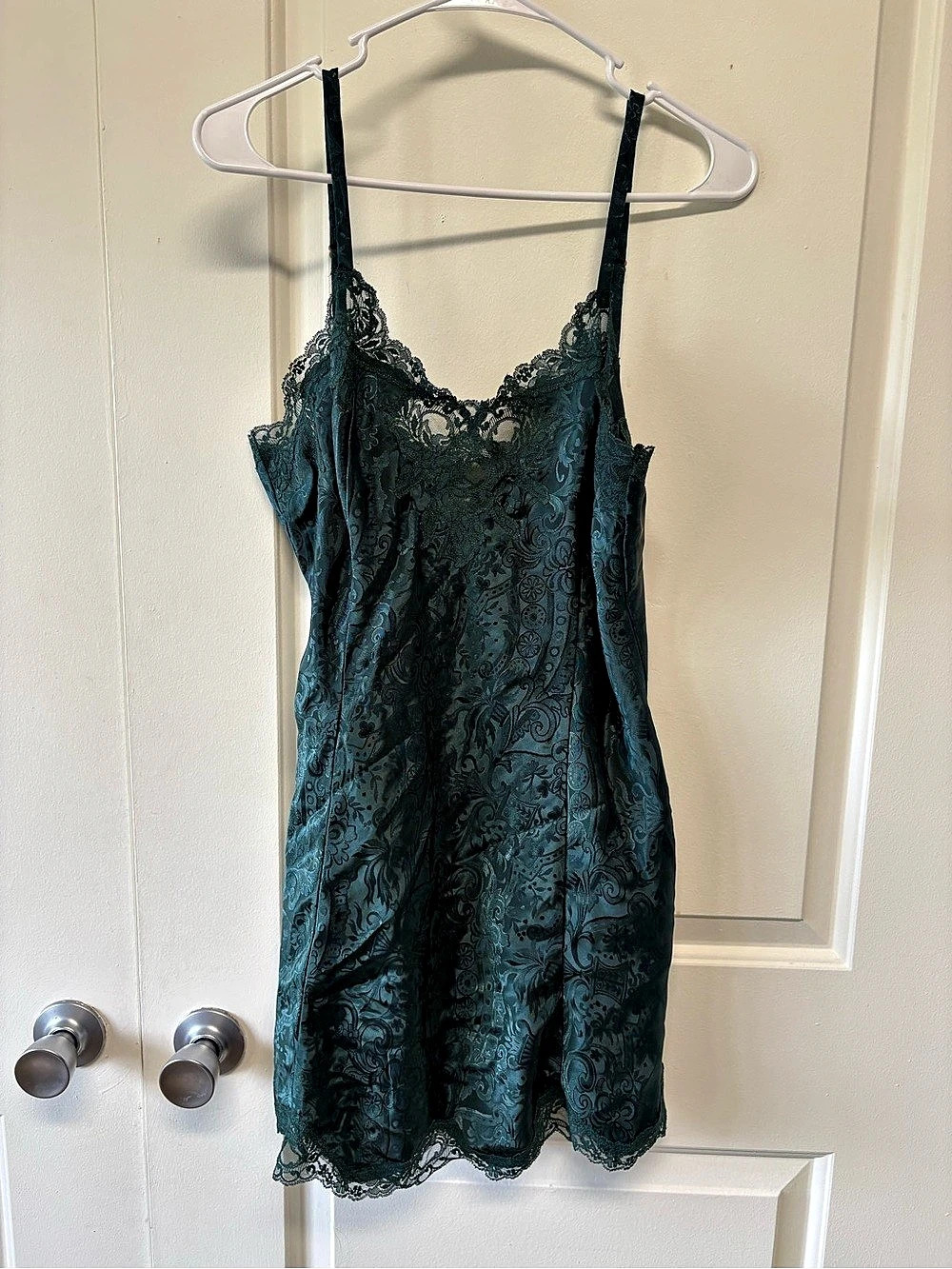 Vintage Victoria’s Secret Emerald Green Mini Slip Dress Size Medium
